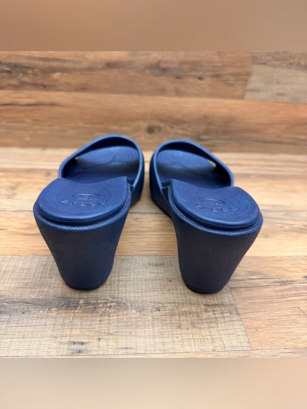 Crocs Women's size 9 Blue Wedge Slide Sandals